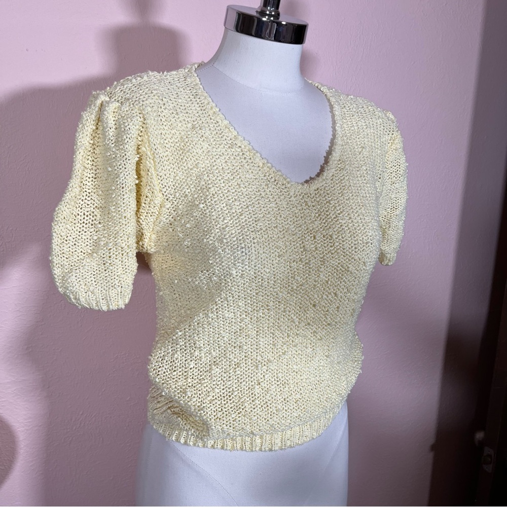 Vintage 70 80 Retro Pale Yellow Nubby Puff Sleeves Feminine Cropped Sweater - Picture 5 of 16